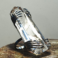 P090